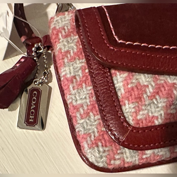 Coach NWT PINK WOOL HOUNDSTOOTH & SUEDE MINIBAG/WRISTLET - Picture 6 of 6